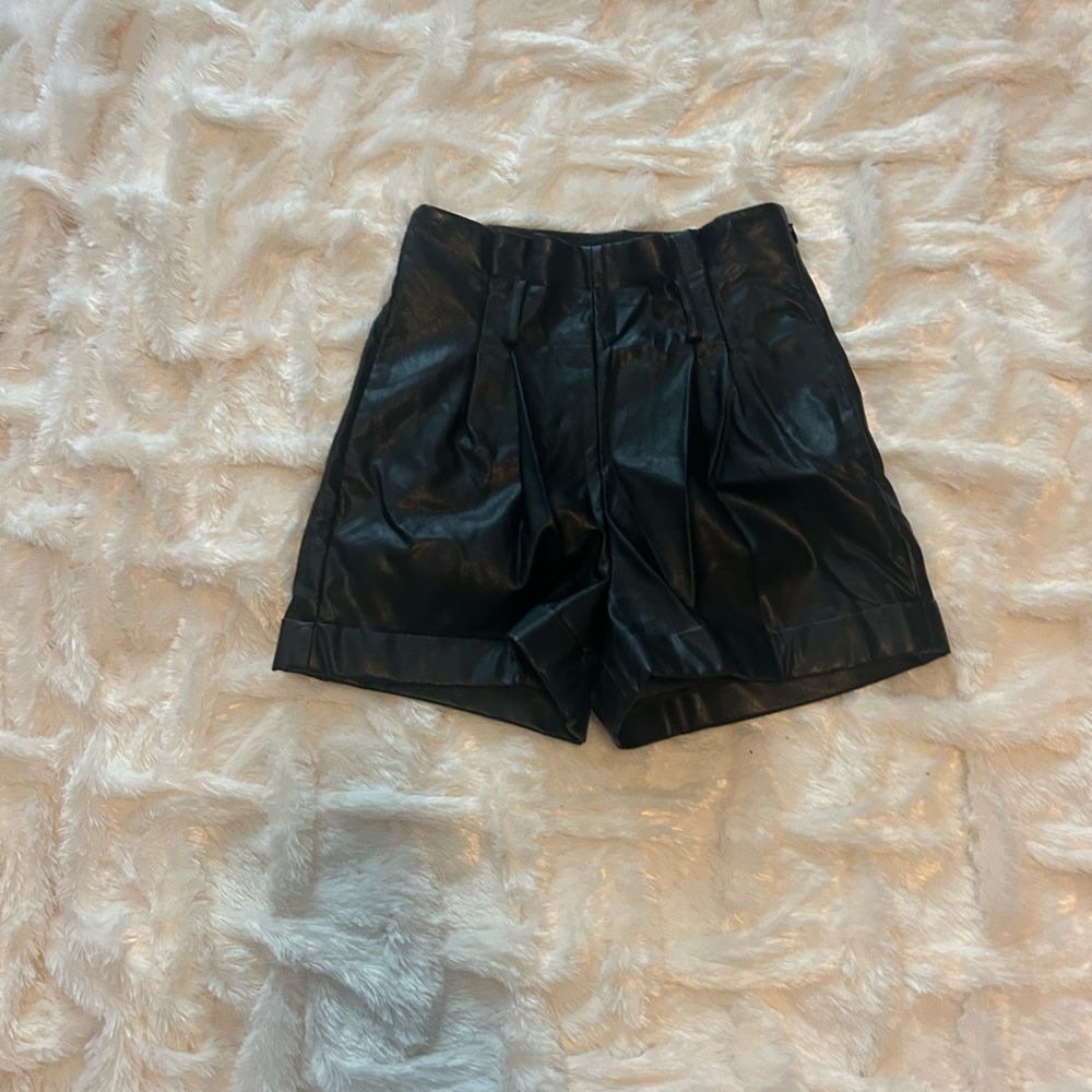 Express Black High-Waist Faux Leather Pleated Shorts